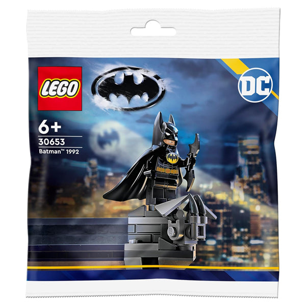 LEGO DC Super Heroes Batman 1992 Polybag Set 30653 by LEGO, includes the classic Batman minifigure on a pedestal with Gotham City backdrop in packaging. Suitable for ages 6+.